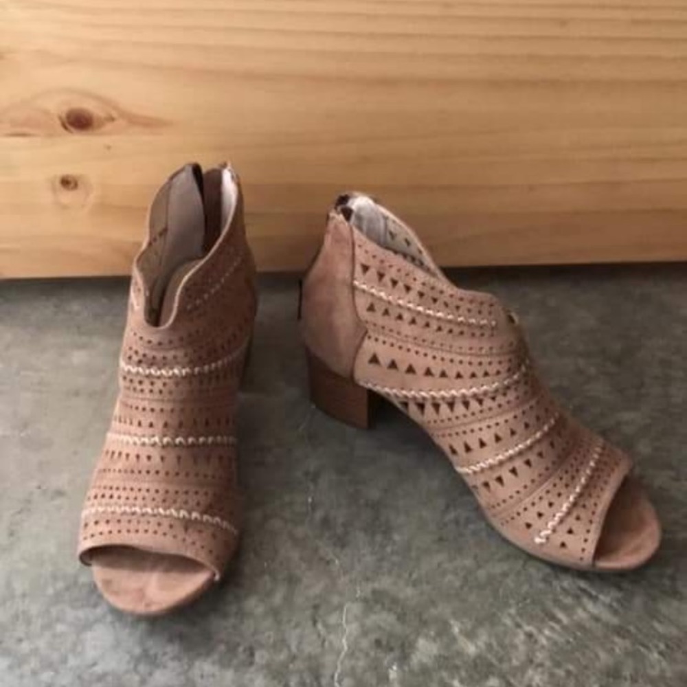 Leather heels